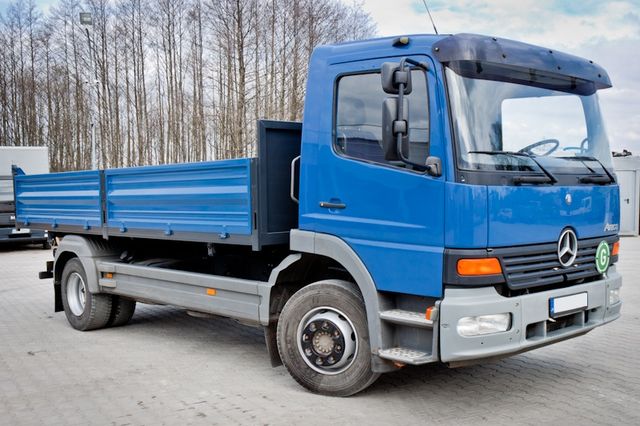 Mercedes-Benz Atego 1518