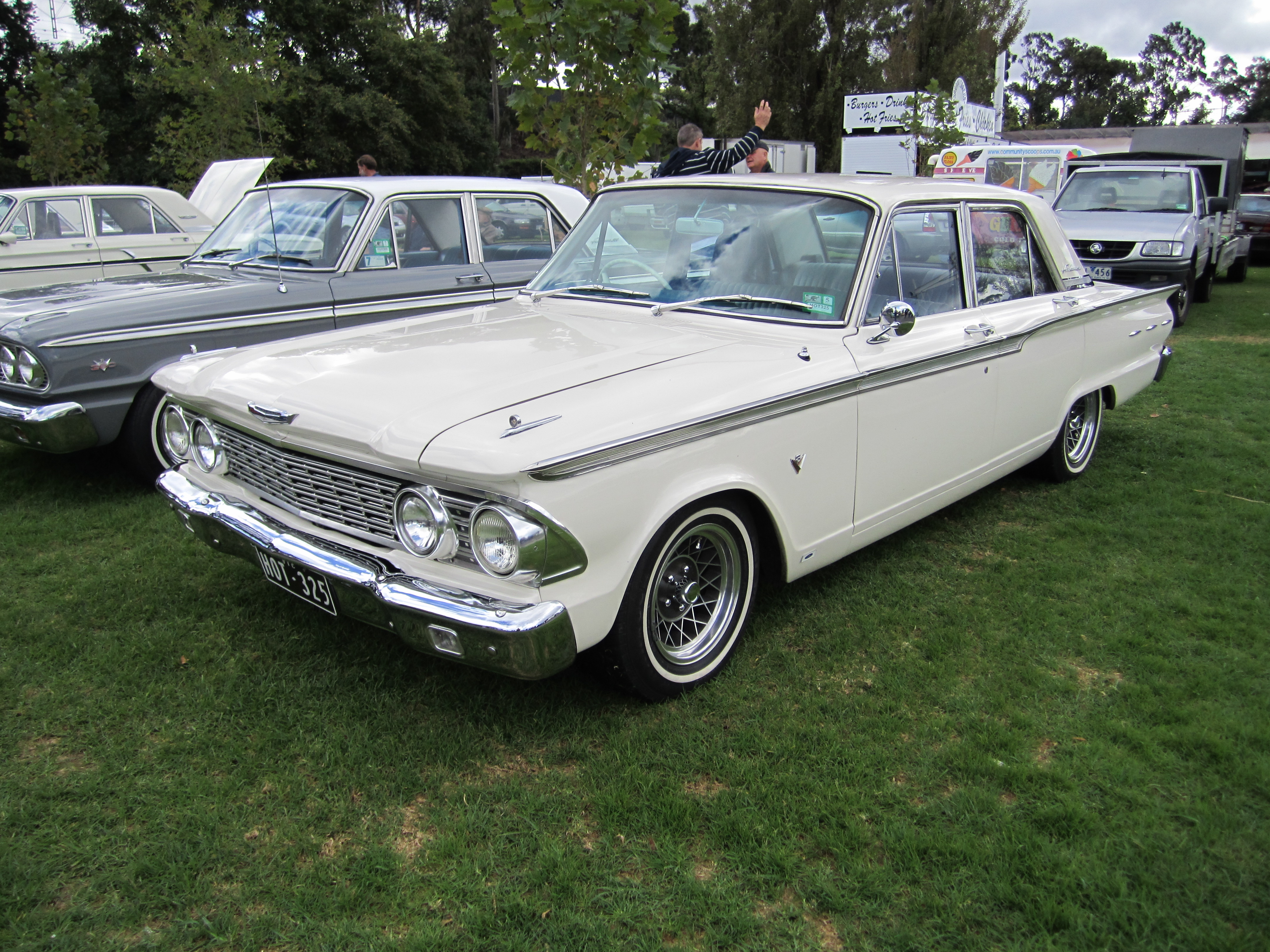 Ford Fairlane 500 Sedan