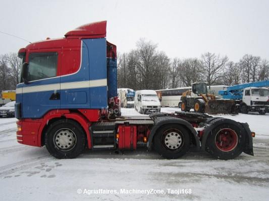 Scania R144 LA 6X2 NA460