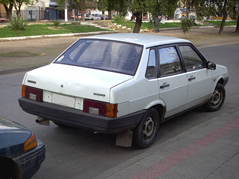 Lada 2107 Funeral limousine