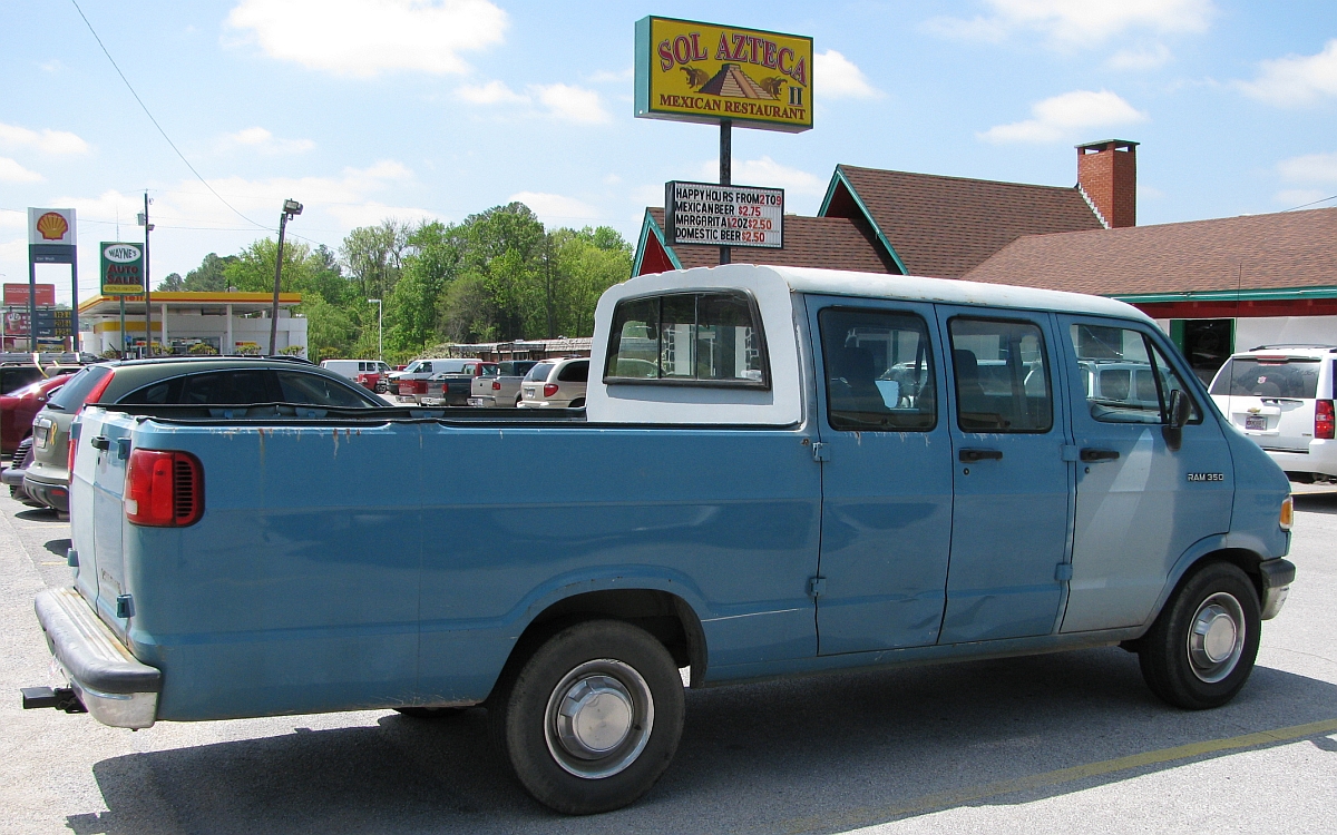 Dodge Ram van