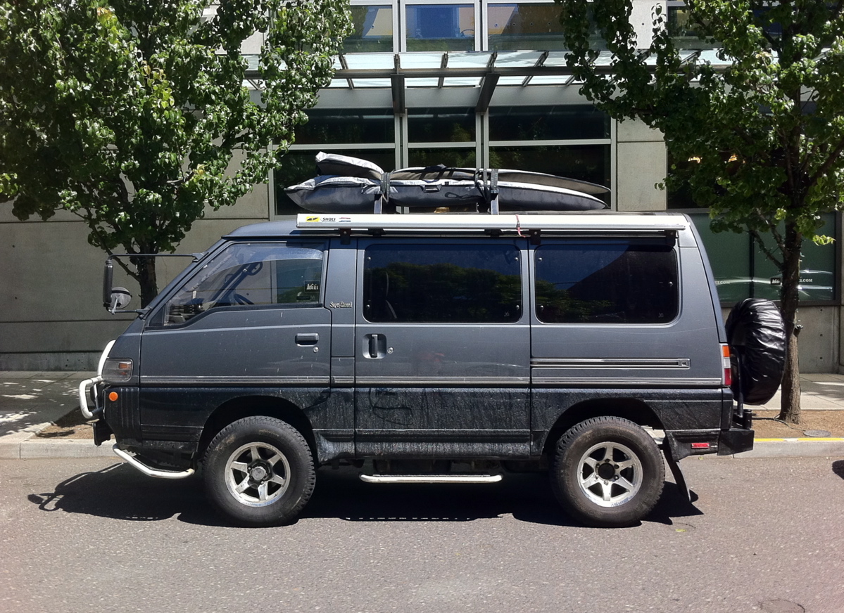 Mitsubishi Delica