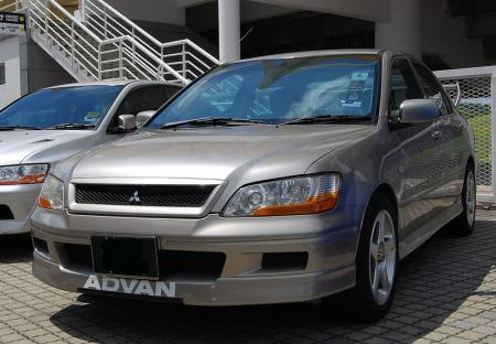 Mitsubishi Lancer Cedia