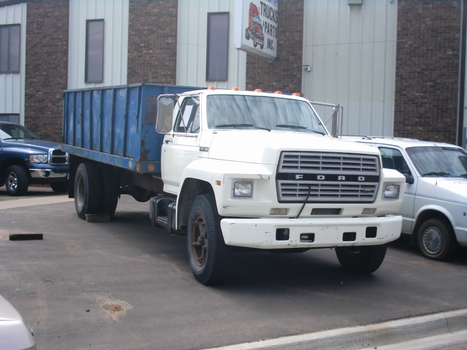 Ford F600