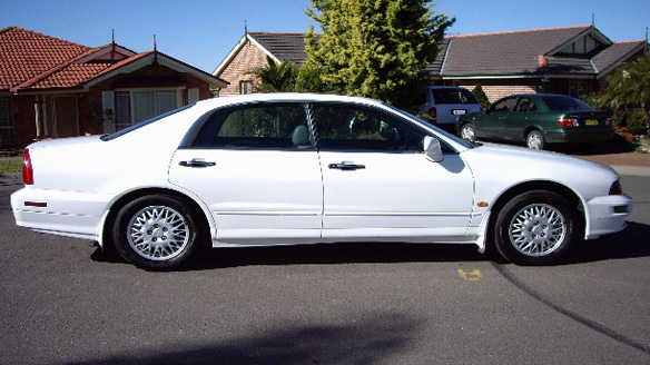 Mitsubishi Verada V6 30