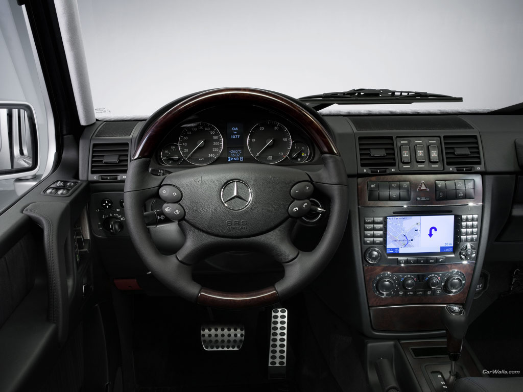 Mercedes-Benz G 320