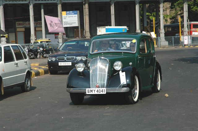 Standard 14 saloon