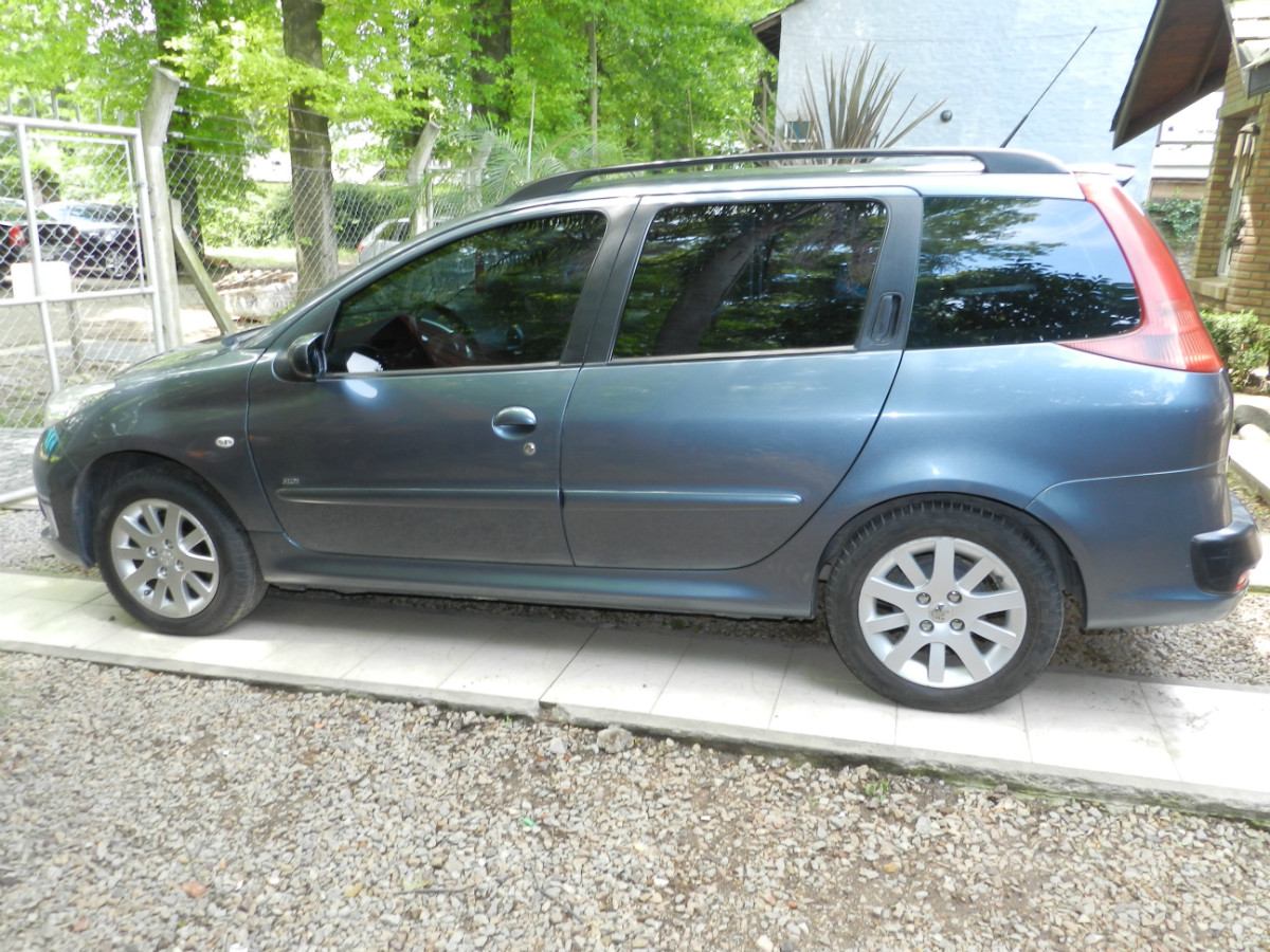 Peugeot 207 SW 20 HDI