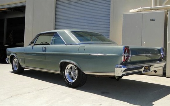 Ford Galaxie 500XL Hardtop