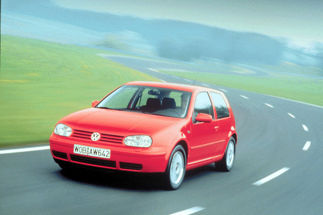 Volkswagen Golf 23 V5