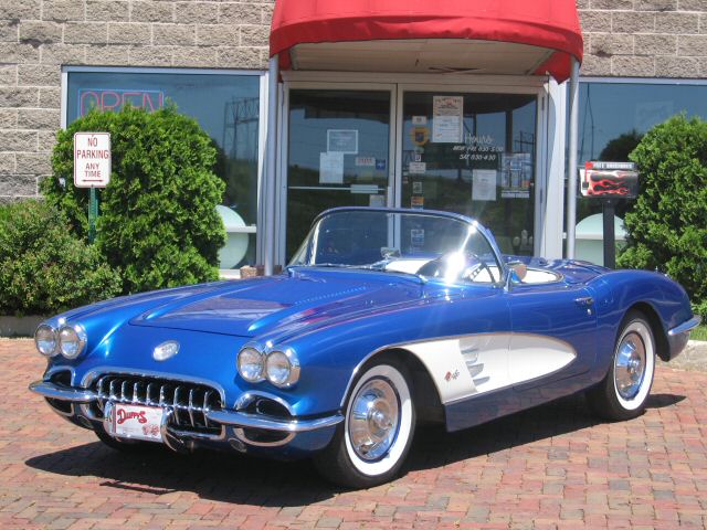 Chevrolet Corvette 62L V8