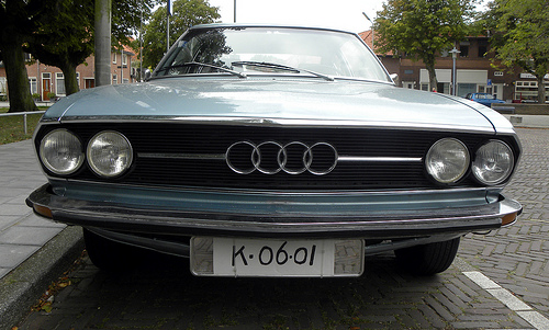 Audi 100 28E Audi 100 28E