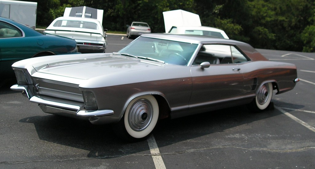 Buick Riviera Silver Arrow show car