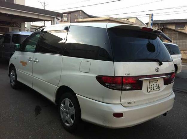 Toyota Estima L