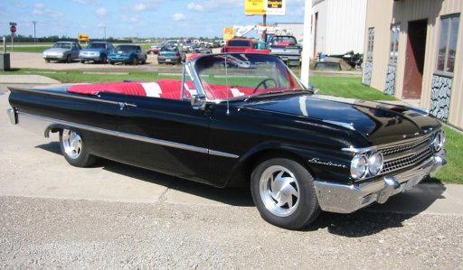 Ford Galaxie Sunliner Convertible