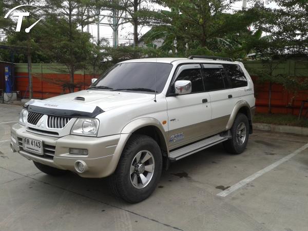 Mitsubishi Strada G-Wagon