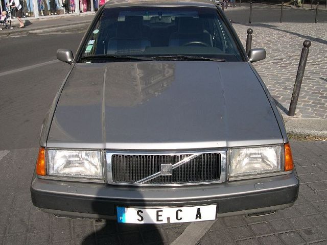 Volvo 440 16 I