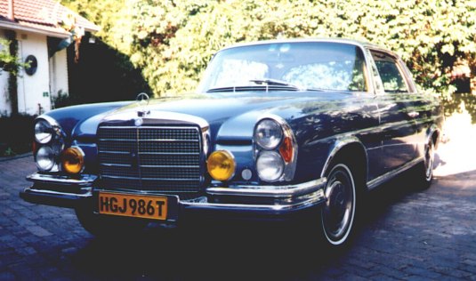 Mercedes-Benz 230 SE