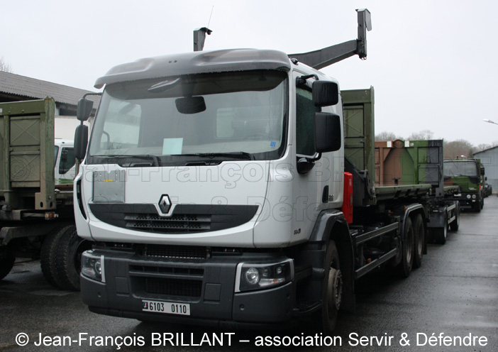 Renault Premium Lander 380