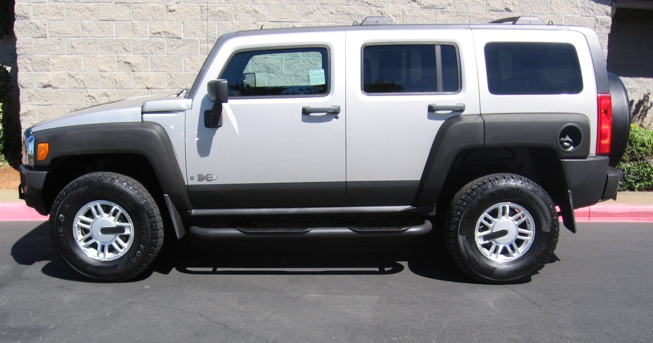 Hummer H3 SUV