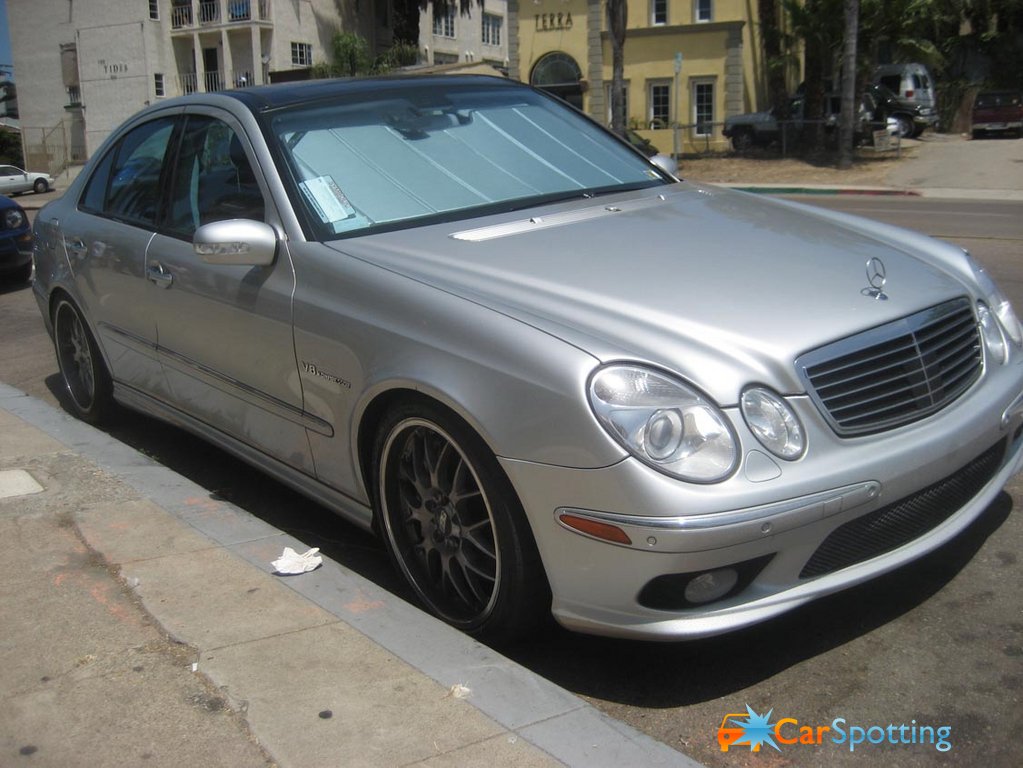 Mercedes-Benz E 55 AMG