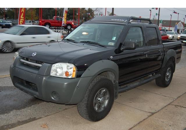 Nissan Frontier XE