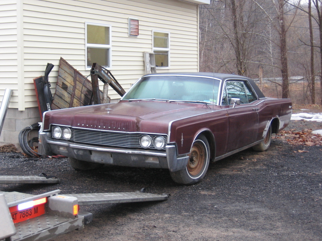 Lincoln Continental Coupe