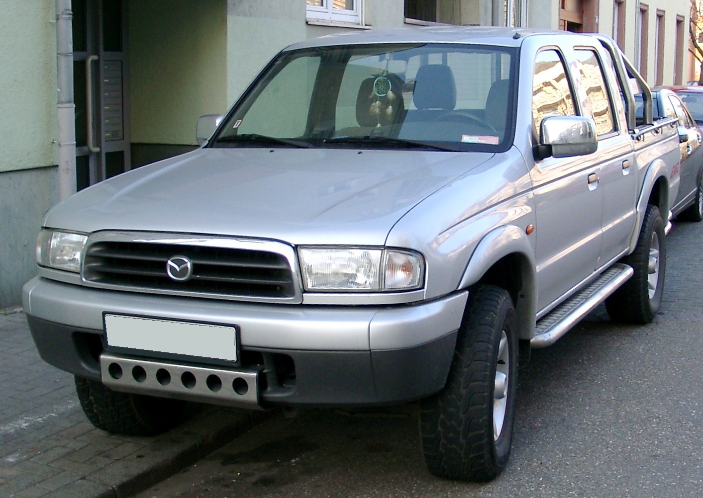 Mazda B2500 Fighter