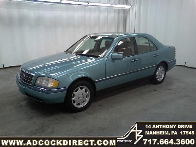 Mercedes-Benz E 200 Elegance hearse Mercedes-Benz E 200 Elegance hearse