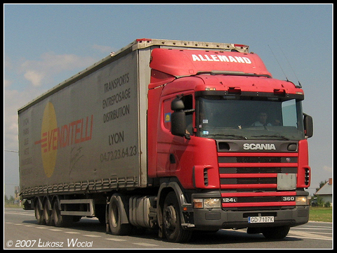 Scania P360 124L