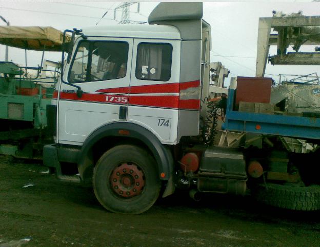 Mercedes-Benz 1735