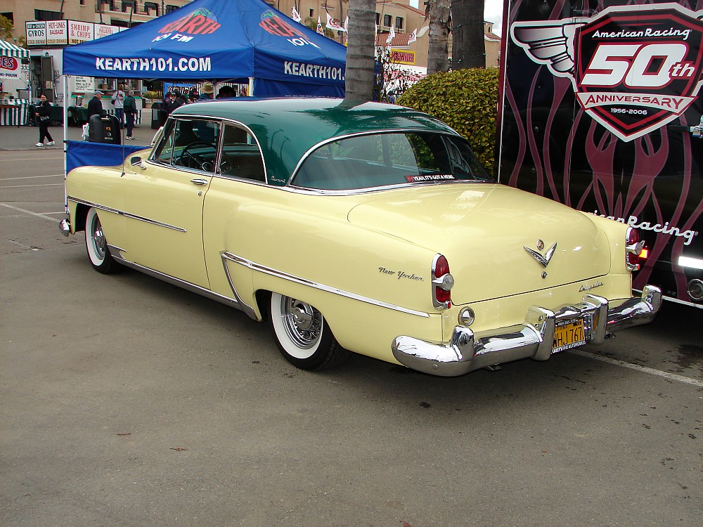 Chrysler New Yorker Newport