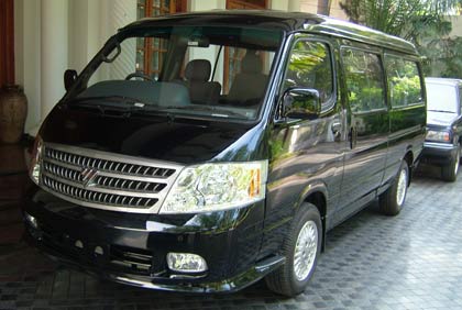 Foton View Van