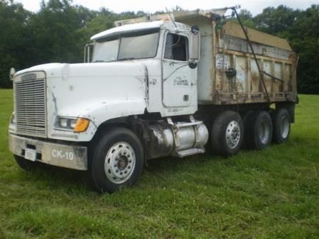 Freightliner FLD Dump