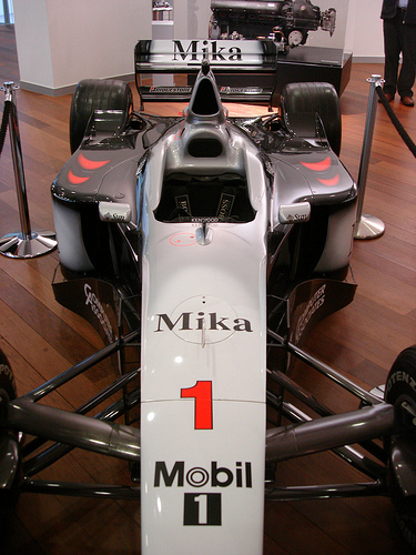 McLaren MP414