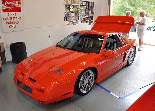 Pontiac Fiero SE