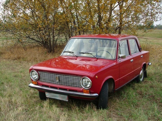 Lada 21013