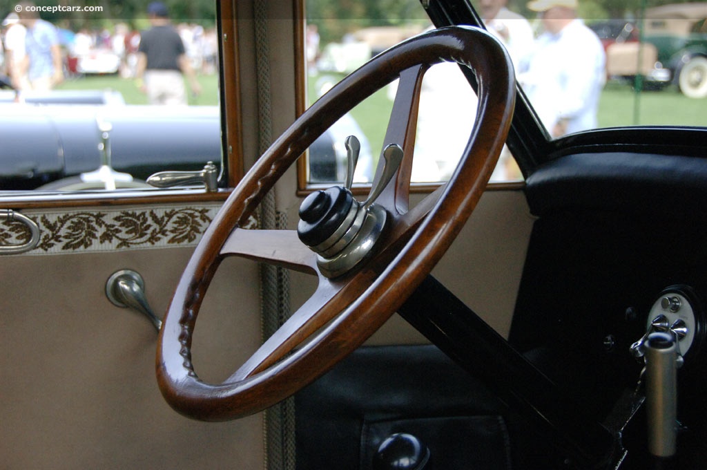 Marmon D74 Deluxe Sedan