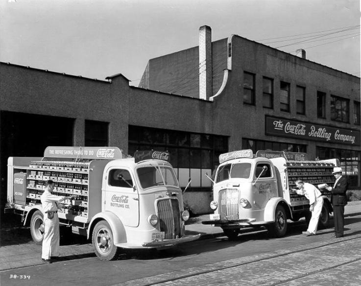 International Harvester D-400