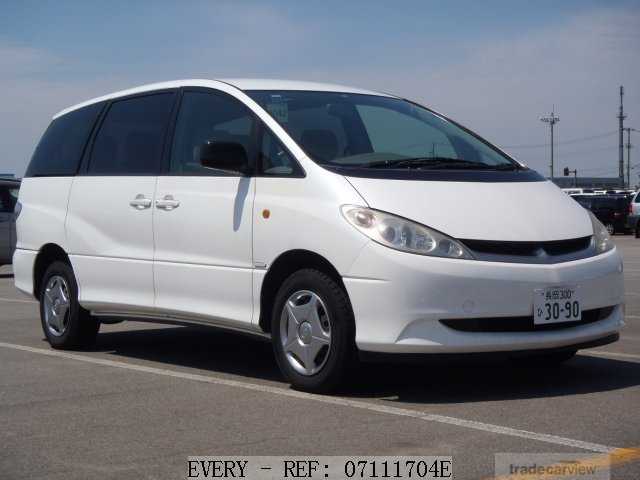 Toyota Estima Hybrid E-Four