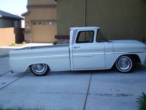 Chevrolet C-10 Custom Cab