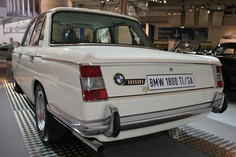 BMW 1800