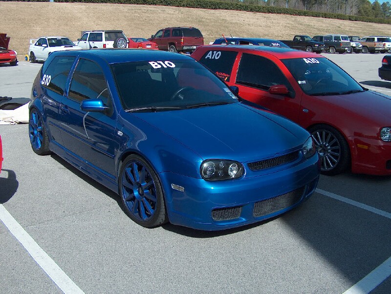 Volkswagen Golf R 32