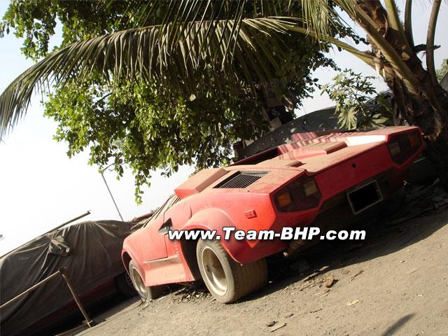 Replica Countach