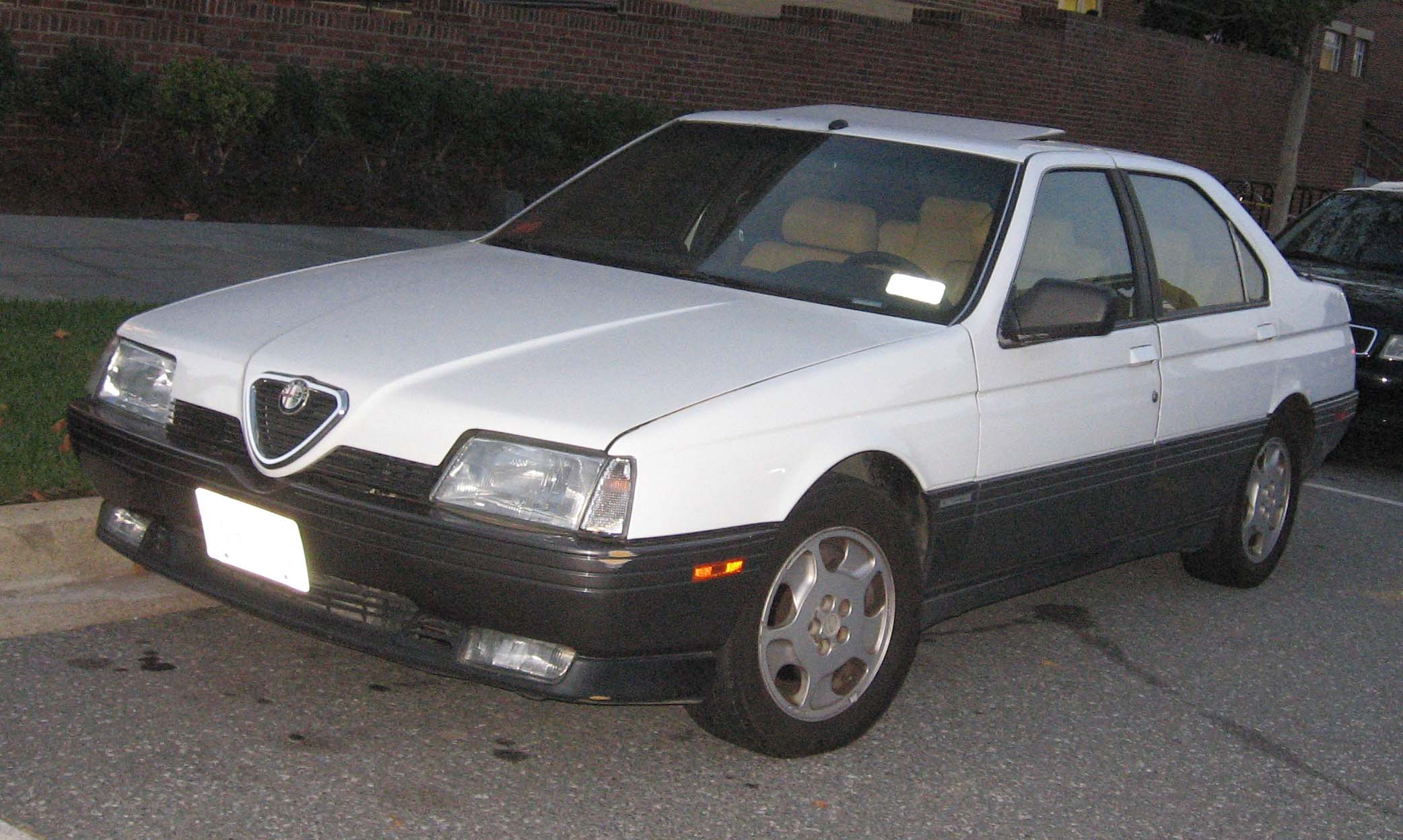 Alfa Romeo 164