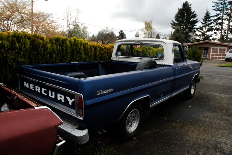 Mercury M-100 pickup