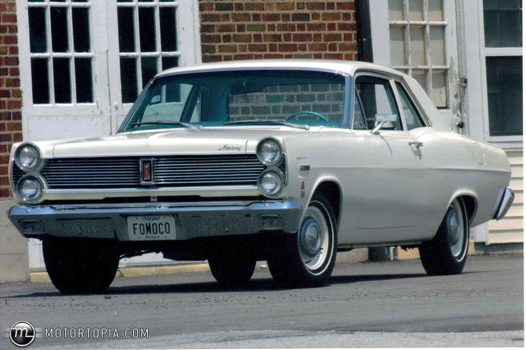 Mercury Comet 2-dr Sedan