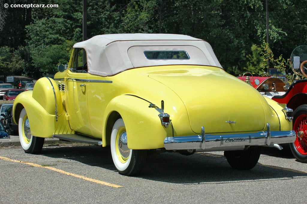 Cadillac Series 75 Convertible