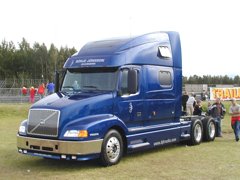 Volvo VN770