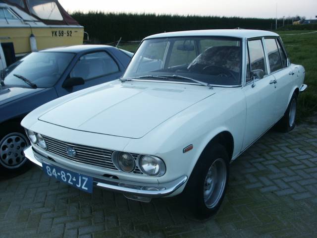 Mazda 1500